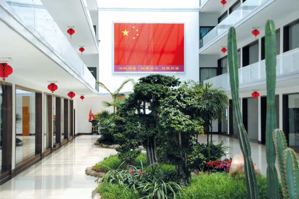 ŷ��ABG������̬�칫��