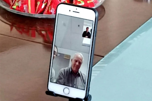 �����´�ף��