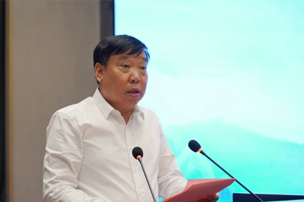 Э��᳤��ŷ��ABG���³��ƽ��̬