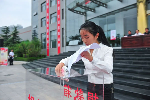 ŷ��ABG��ƶ����������ѩ���������һ���¹��ʾ���������ѧ��