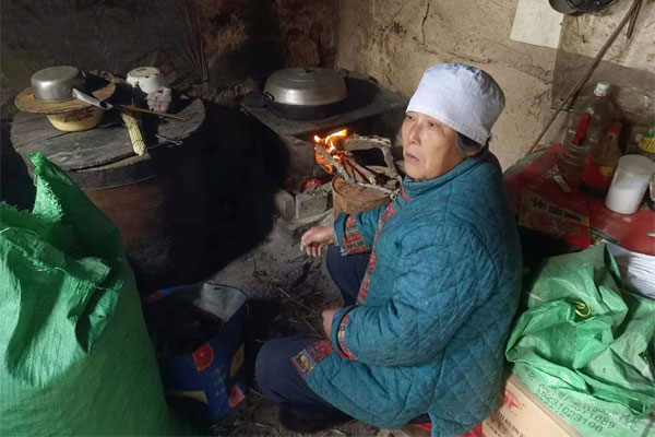 ��������ĸ��