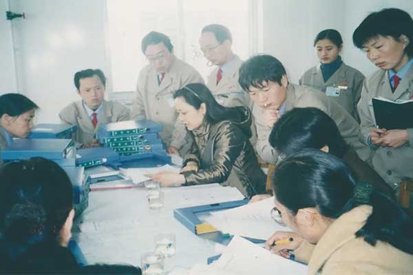 2002��8����GMP��֤ר�����ŷ��ABG��ҩ���������������